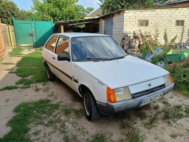 Белый ЗАЗ 1102 Таврия, объемом двигателя 1.1 л и пробегом 140 тыс. км за 1100 $, фото 3 на Automoto.ua
