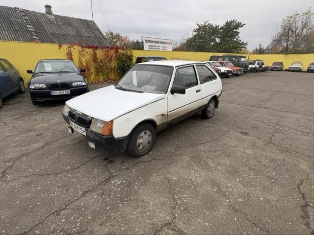 Белый ЗАЗ 1102 Таврия, объемом двигателя 1.2 л и пробегом 44 тыс. км за 357 $, фото 1 на Automoto.ua