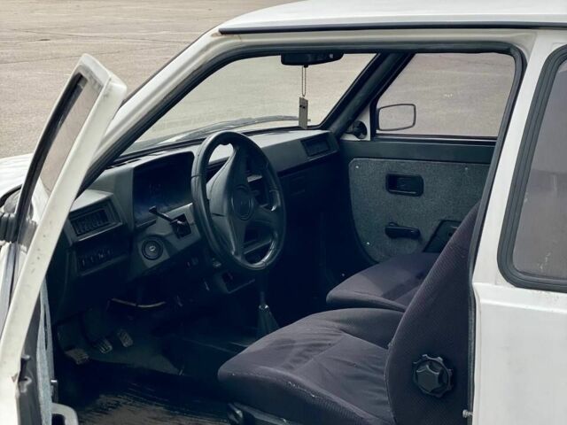 Білий ЗАЗ 1102 Таврія, об'ємом двигуна 1.1 л та пробігом 250 тис. км за 400 $, фото 11 на Automoto.ua