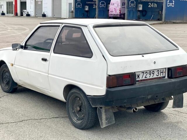 Білий ЗАЗ 1102 Таврія, об'ємом двигуна 1.1 л та пробігом 250 тис. км за 400 $, фото 4 на Automoto.ua