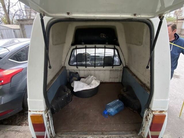 Белый ЗАЗ 1102 Таврия, объемом двигателя 1.2 л и пробегом 128 тыс. км за 800 $, фото 5 на Automoto.ua