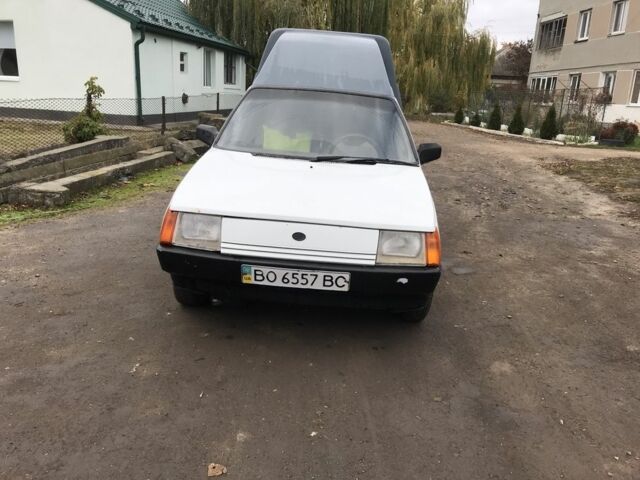 Белый ЗАЗ 1102 Таврия, объемом двигателя 1.2 л и пробегом 300 тыс. км за 400 $, фото 4 на Automoto.ua
