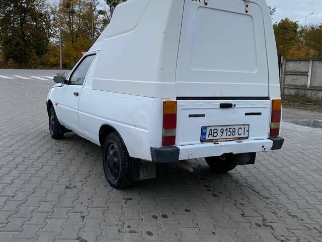 Белый ЗАЗ 1102 Таврия, объемом двигателя 1.2 л и пробегом 126 тыс. км за 650 $, фото 5 на Automoto.ua