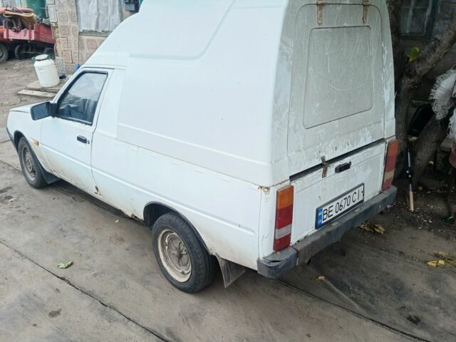 Белый ЗАЗ 1102 Таврия, объемом двигателя 1.2 л и пробегом 400 тыс. км за 600 $, фото 1 на Automoto.ua