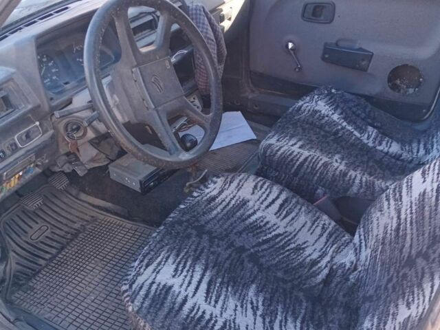 Белый ЗАЗ 1102 Таврия, объемом двигателя 1.2 л и пробегом 1000 тыс. км за 213 $, фото 4 на Automoto.ua