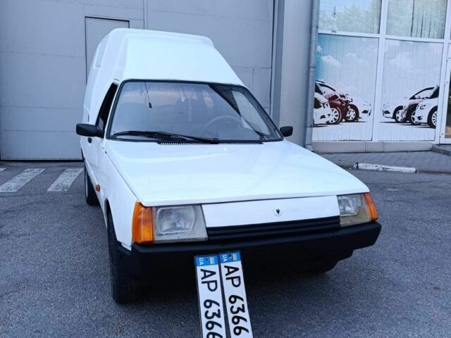 Белый ЗАЗ 1102 Таврия, объемом двигателя 1 л и пробегом 60 тыс. км за 1100 $, фото 1 на Automoto.ua