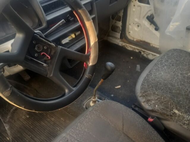 Білий ЗАЗ 1102 Таврія, об'ємом двигуна 0 л та пробігом 120 тис. км за 286 $, фото 5 на Automoto.ua