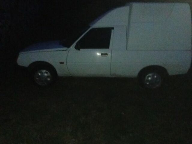 Білий ЗАЗ 1102 Таврія, об'ємом двигуна 0 л та пробігом 555 тис. км за 1300 $, фото 2 на Automoto.ua