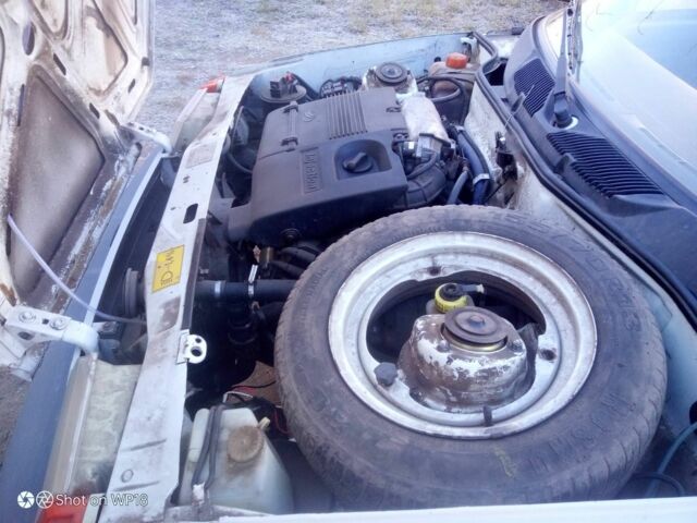 Белый ЗАЗ 1102 Таврия, объемом двигателя 1.2 л и пробегом 150 тыс. км за 3000 $, фото 1 на Automoto.ua