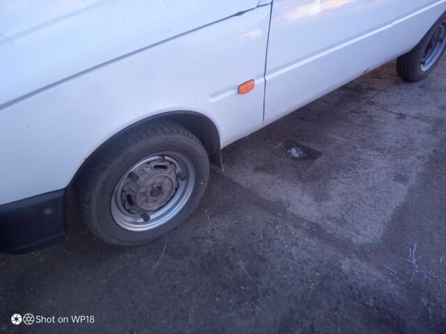 Белый ЗАЗ 1102 Таврия, объемом двигателя 1.2 л и пробегом 150 тыс. км за 3000 $, фото 19 на Automoto.ua