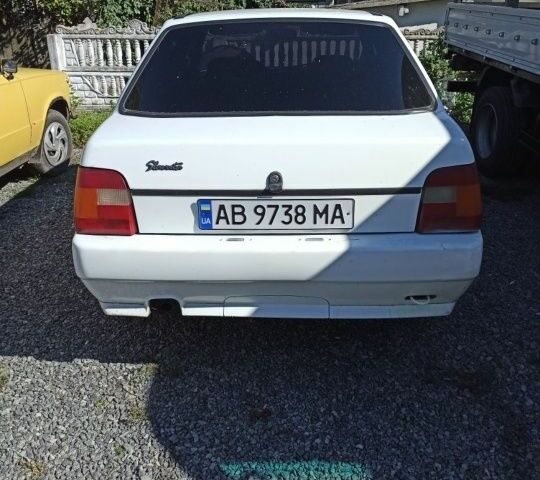 Белый ЗАЗ 1102 Таврия, объемом двигателя 1.2 л и пробегом 88 тыс. км за 900 $, фото 6 на Automoto.ua