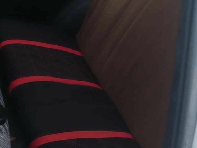 Белый ЗАЗ 1102 Таврия, объемом двигателя 1 л и пробегом 940 тыс. км за 600 $, фото 5 на Automoto.ua