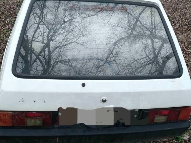 Белый ЗАЗ 1102 Таврия, объемом двигателя 1 л и пробегом 940 тыс. км за 600 $, фото 3 на Automoto.ua