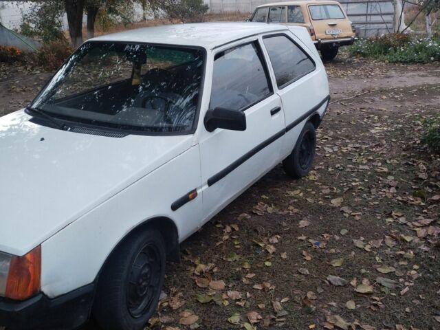 ЗАЗ 1102 Таврия 1992 в Днепре (Днепропетровске) на Automoto.ua Белый ЗАЗ 1102 Таврия, объемом двигателя 1 л и пробегом 170 тыс. км за 289 $, фото 1 на Automoto.ua