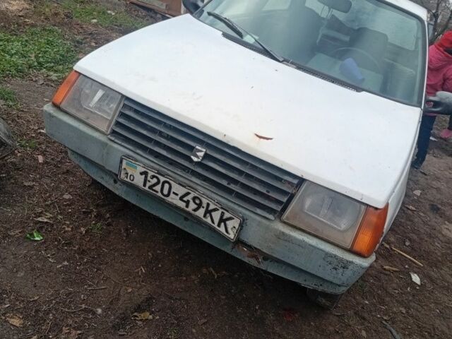 Белый ЗАЗ 1102 Таврия, объемом двигателя 1 л и пробегом 80 тыс. км за 239 $, фото 1 на Automoto.ua