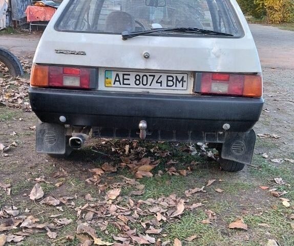Белый ЗАЗ 1102 Таврия, объемом двигателя 2 л и пробегом 45 тыс. км за 596 $, фото 3 на Automoto.ua