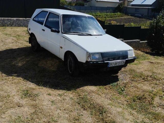 Белый ЗАЗ 1102 Таврия, объемом двигателя 1.1 л и пробегом 139 тыс. км за 950 $, фото 2 на Automoto.ua