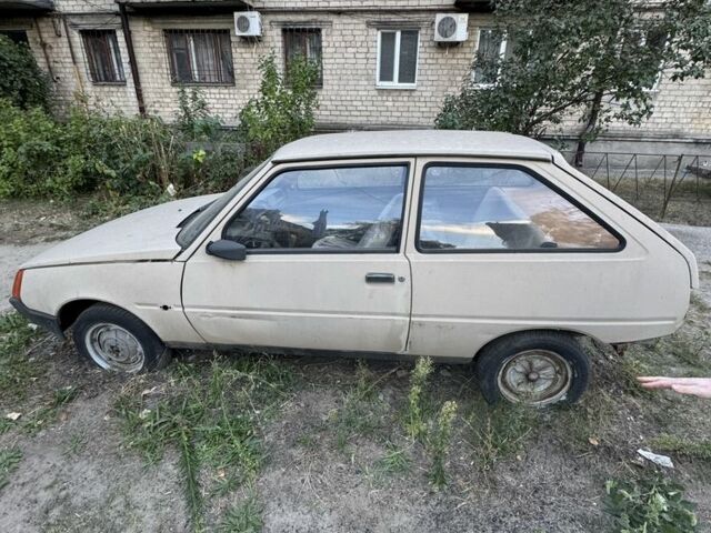 Бежевый ЗАЗ 1102 Таврия, объемом двигателя 1.1 л и пробегом 65 тыс. км за 364 $, фото 2 на Automoto.ua