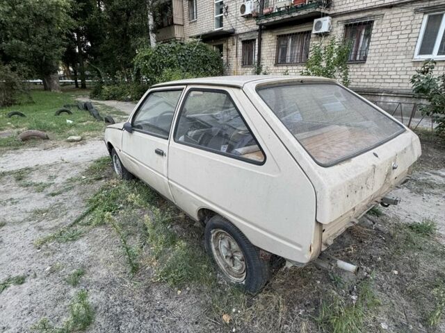 Бежевый ЗАЗ 1102 Таврия, объемом двигателя 1.1 л и пробегом 65 тыс. км за 364 $, фото 3 на Automoto.ua