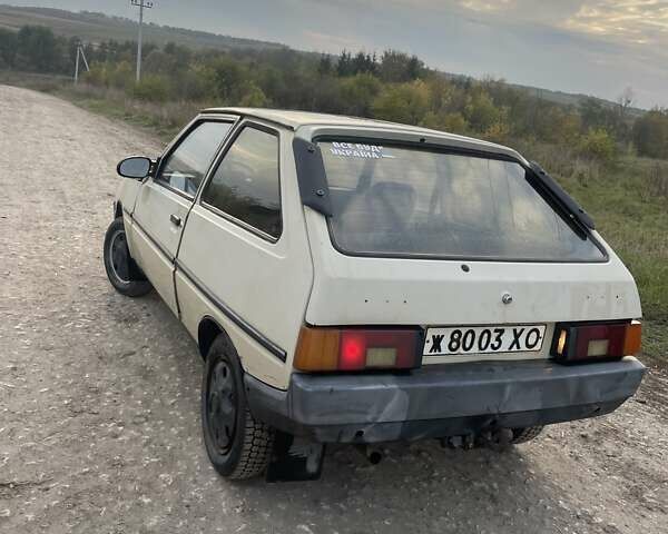 Бежевый ЗАЗ 1102 Таврия, объемом двигателя 1.2 л и пробегом 80 тыс. км за 589 $, фото 3 на Automoto.ua