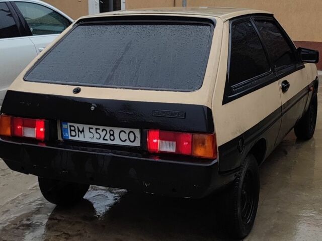 Бежевый ЗАЗ 1102 Таврия, объемом двигателя 1.1 л и пробегом 100 тыс. км за 473 $, фото 3 на Automoto.ua