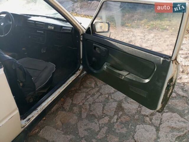 Бежевый ЗАЗ 1102 Таврия, объемом двигателя 1.1 л и пробегом 150 тыс. км за 850 $, фото 3 на Automoto.ua