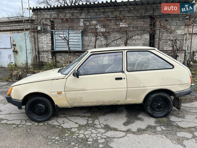 Бежевий ЗАЗ 1102 Таврія, об'ємом двигуна 1.09 л та пробігом 200 тис. км за 1299 $, фото 2 на Automoto.ua