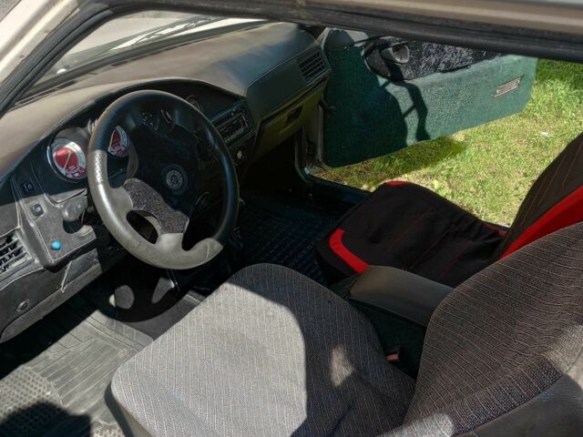 Бежевый ЗАЗ 1102 Таврия, объемом двигателя 1.1 л и пробегом 300 тыс. км за 358 $, фото 5 на Automoto.ua