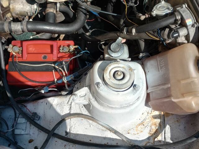 Бежевый ЗАЗ 1102 Таврия, объемом двигателя 1.1 л и пробегом 300 тыс. км за 358 $, фото 7 на Automoto.ua