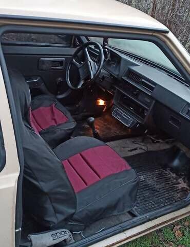 Бежевый ЗАЗ 1102 Таврия, объемом двигателя 1.09 л и пробегом 76 тыс. км за 650 $, фото 2 на Automoto.ua