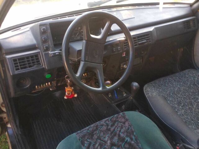 Бежевый ЗАЗ 1102 Таврия, объемом двигателя 1.2 л и пробегом 3 тыс. км за 626 $, фото 4 на Automoto.ua