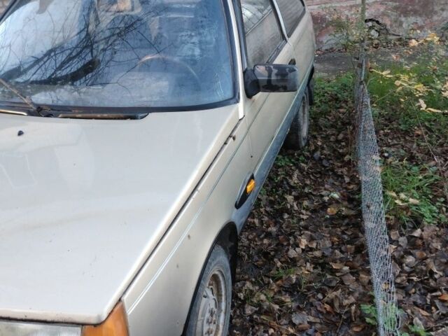 Бежевый ЗАЗ 1102 Таврия, объемом двигателя 0 л и пробегом 50 тыс. км за 237 $, фото 1 на Automoto.ua