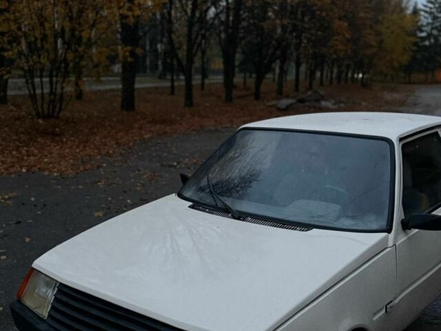 Бежевый ЗАЗ 1102 Таврия, объемом двигателя 1.2 л и пробегом 150 тыс. км за 550 $, фото 1 на Automoto.ua