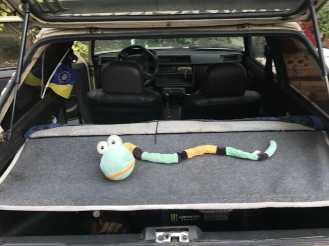 Бежевый ЗАЗ 1102 Таврия, объемом двигателя 1.1 л и пробегом 154 тыс. км за 598 $, фото 7 на Automoto.ua