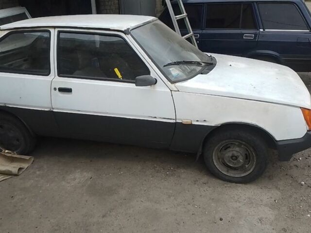 Бежевый ЗАЗ 1102 Таврия, объемом двигателя 1.2 л и пробегом 500 тыс. км за 288 $, фото 2 на Automoto.ua