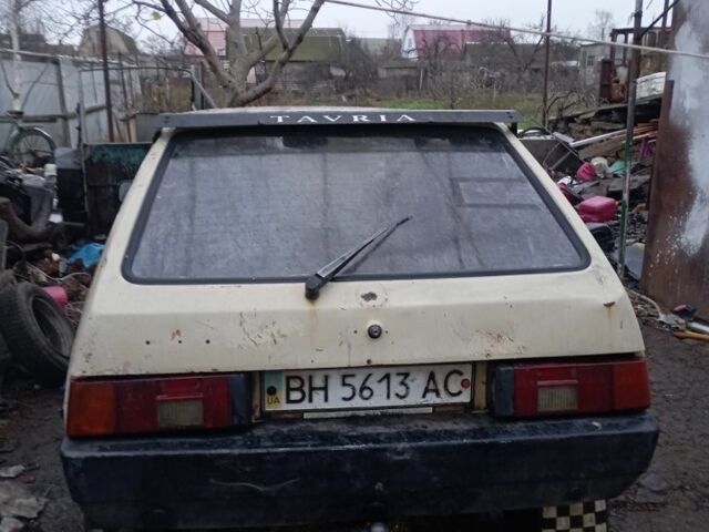 Бежевый ЗАЗ 1102 Таврия, объемом двигателя 1 л и пробегом 1 тыс. км за 600 $, фото 3 на Automoto.ua