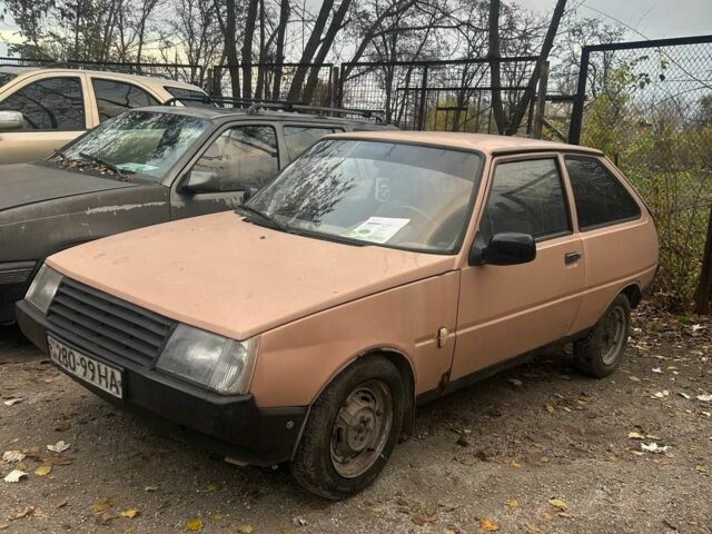 Бежевый ЗАЗ 1102 Таврия, объемом двигателя 1.2 л и пробегом 100 тыс. км за 310 $, фото 1 на Automoto.ua