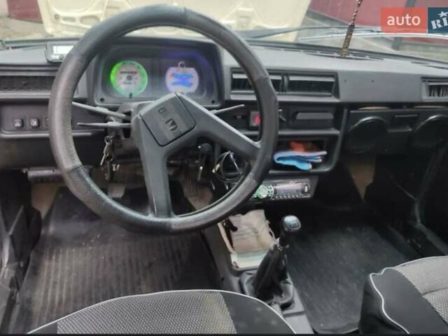 Бежевый ЗАЗ 1102 Таврия, объемом двигателя 1.1 л и пробегом 350 тыс. км за 1150 $, фото 2 на Automoto.ua