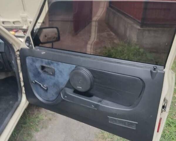 Бежевый ЗАЗ 1102 Таврия, объемом двигателя 1.1 л и пробегом 350 тыс. км за 1150 $, фото 9 на Automoto.ua