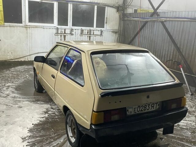 Бежевый ЗАЗ 1102 Таврия, объемом двигателя 1.2 л и пробегом 250 тыс. км за 451 $, фото 2 на Automoto.ua