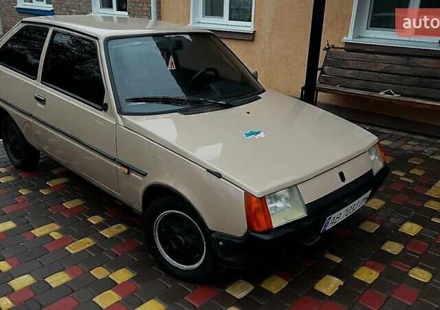 Бежевый ЗАЗ 1102 Таврия, объемом двигателя 1.09 л и пробегом 35 тыс. км за 800 $, фото 6 на Automoto.ua