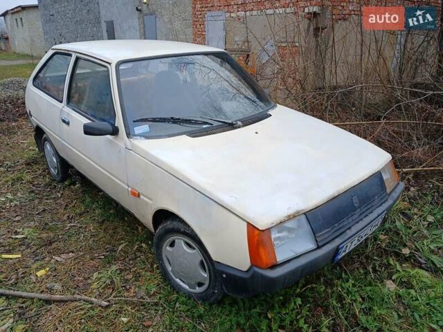 Бежевый ЗАЗ 1102 Таврия, объемом двигателя 1.1 л и пробегом 100 тыс. км за 750 $, фото 2 на Automoto.ua