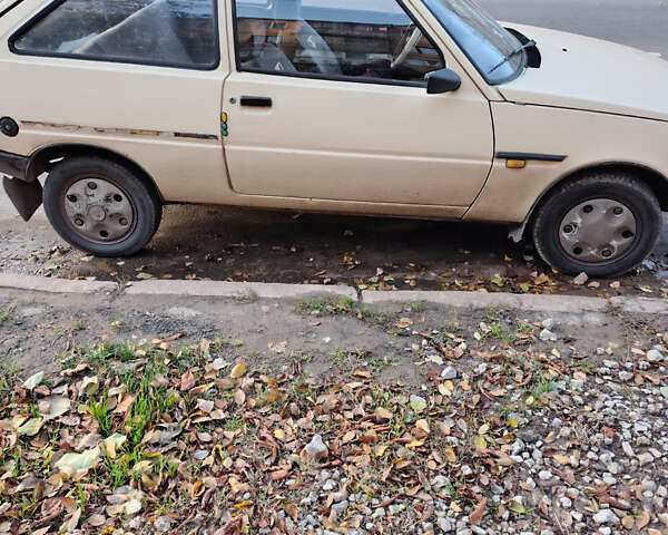 Бежевий ЗАЗ 1102 Таврія, об'ємом двигуна 1.09 л та пробігом 100 тис. км за 520 $, фото 3 на Automoto.ua