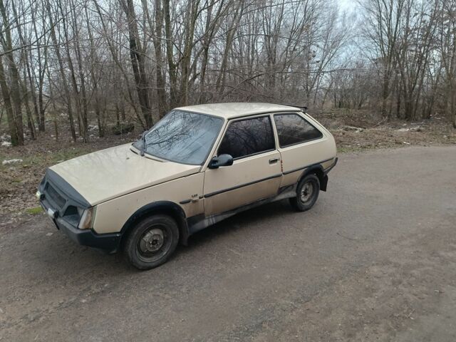 Бежевый ЗАЗ 1102 Таврия, объемом двигателя 1.1 л и пробегом 1 тыс. км за 300 $, фото 1 на Automoto.ua
