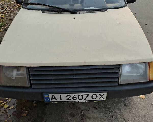 Бежевий ЗАЗ 1102 Таврія, об'ємом двигуна 1.09 л та пробігом 100 тис. км за 520 $, фото 1 на Automoto.ua