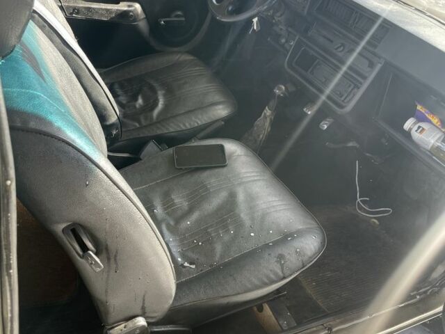 Бежевый ЗАЗ 1102 Таврия, объемом двигателя 1.2 л и пробегом 200 тыс. км за 450 $, фото 5 на Automoto.ua