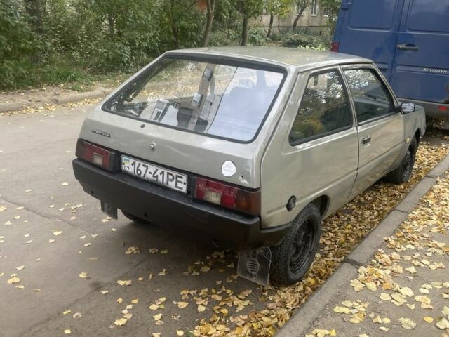 Бежевый ЗАЗ 1102 Таврия, объемом двигателя 1.2 л и пробегом 200 тыс. км за 450 $, фото 4 на Automoto.ua