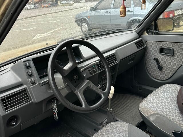 Бежевый ЗАЗ 1102 Таврия, объемом двигателя 1.2 л и пробегом 234 тыс. км за 700 $, фото 4 на Automoto.ua