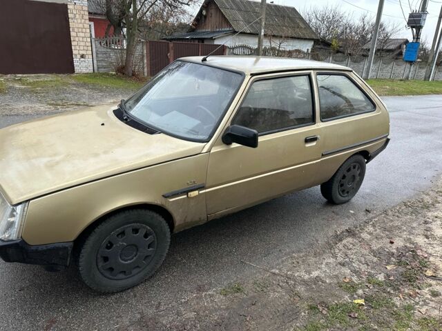 Бежевый ЗАЗ 1102 Таврия, объемом двигателя 1.2 л и пробегом 234 тыс. км за 700 $, фото 3 на Automoto.ua