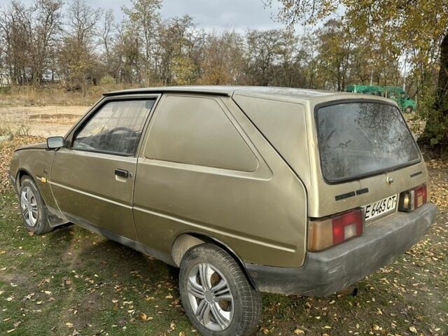 Бежевый ЗАЗ 1102 Таврия, объемом двигателя 1.2 л и пробегом 150 тыс. км за 596 $, фото 2 на Automoto.ua